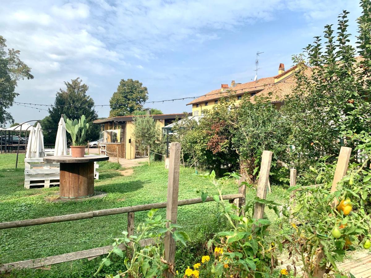 Cascina Bellaria Hostel Milano Exterior foto